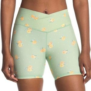WeWoreWhat Rose Crossover Bike Shorts